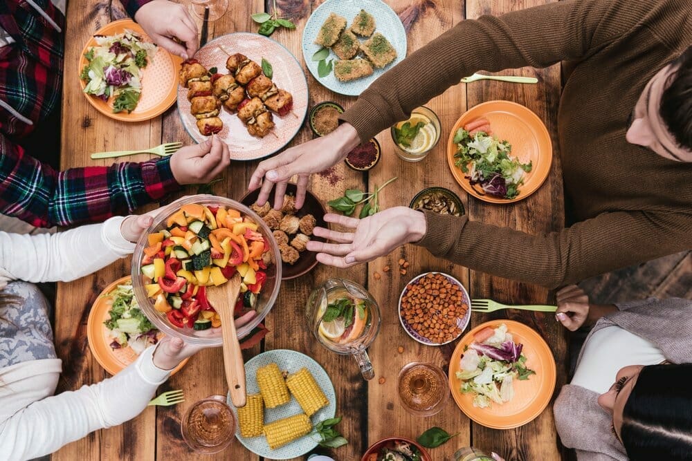 , 5 consejos para ahorrar en tu cena de navidad, Grupo Residencial